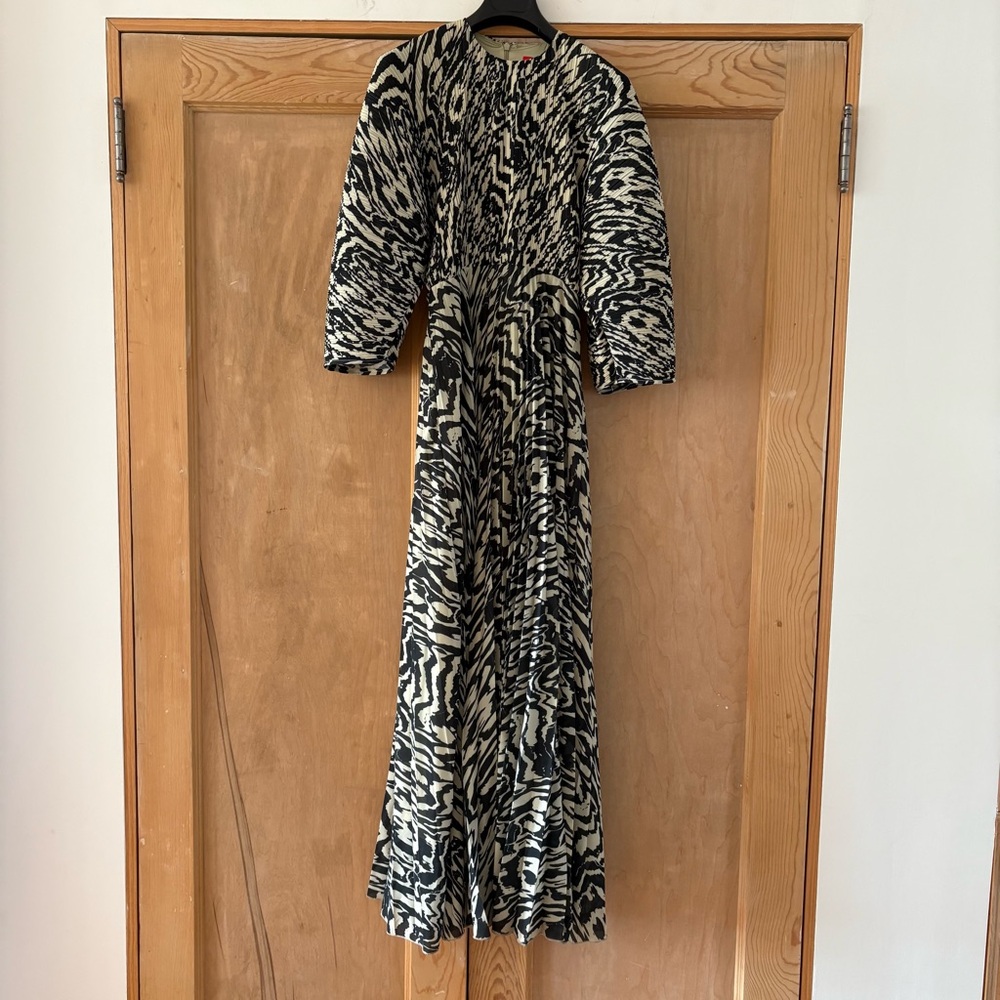 Solace London Plissé-Crepe Gown